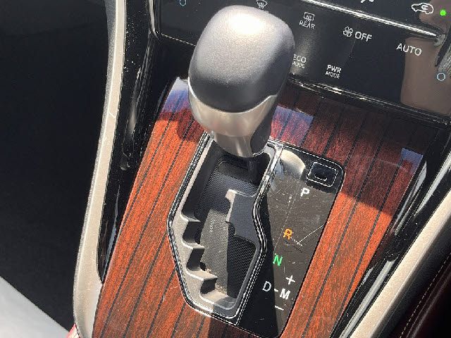 TOYOTA HARRIER 2WD 2017