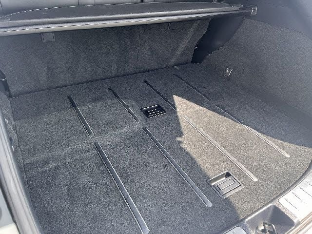 TOYOTA HARRIER 2WD 2017