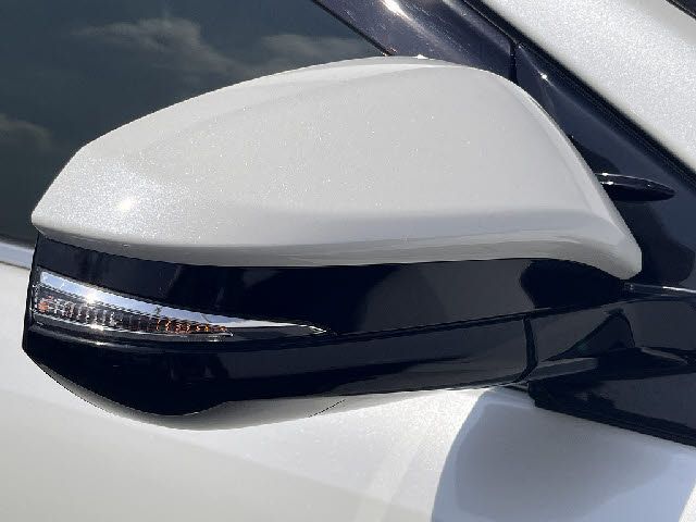 TOYOTA HARRIER 2WD 2017