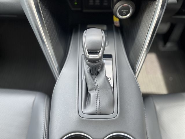 TOYOTA HARRIER HYBRID 2024