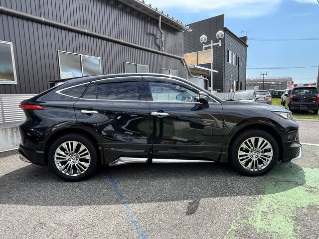 TOYOTA HARRIER HYBRID 2024