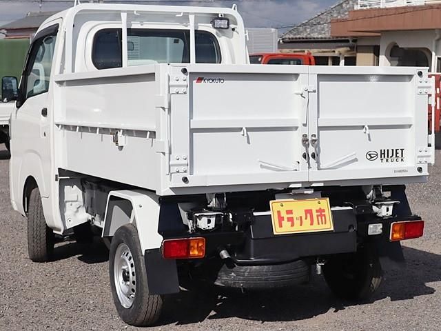 DAIHATSU HIJET truck 4WD 2023