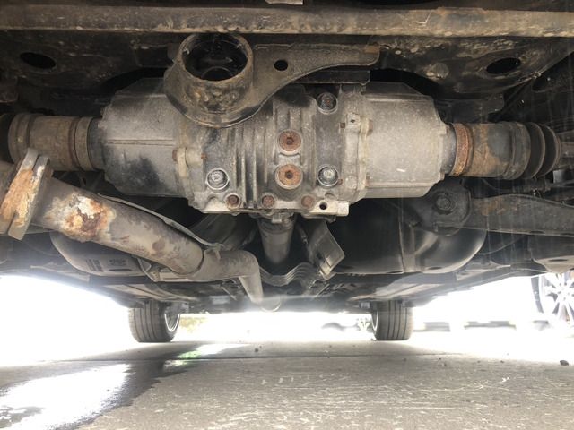 NISSAN JUKE 4WD 2015