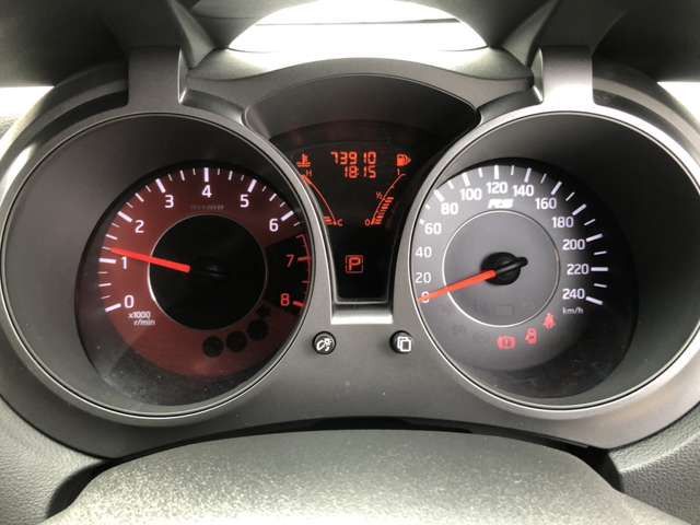 NISSAN JUKE 4WD 2015