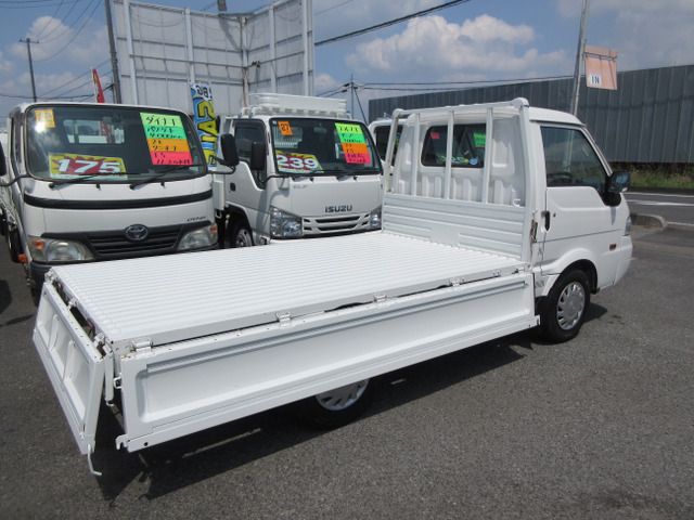 MAZDA BONGO truck 1.15t 2WD 2017