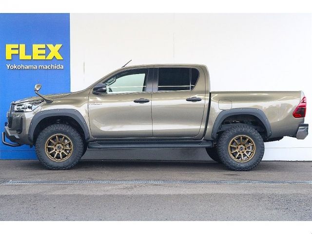 TOYOTA HILUX 4WD 2023