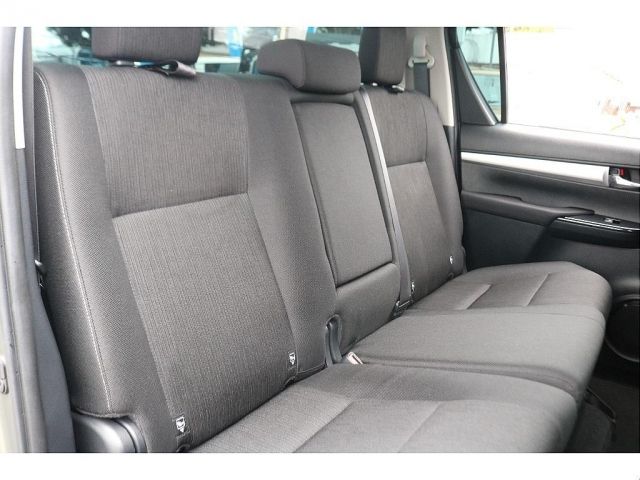 TOYOTA HILUX 4WD 2023