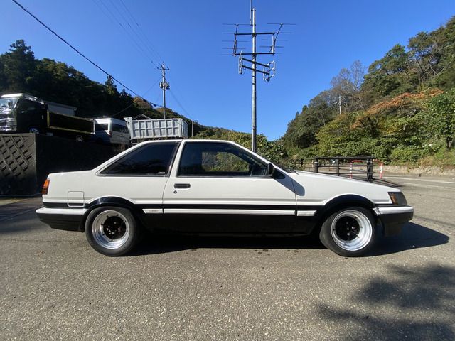 TOYOTA COROLLA LEVIN 1985