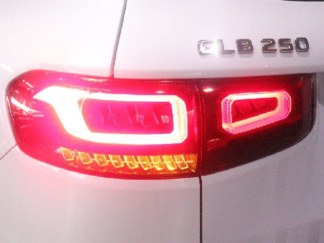 MERCEDES BENZ MERCEDES BENZ GLB 2020