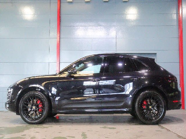 PORSCHE PORSCHE Macan 2017