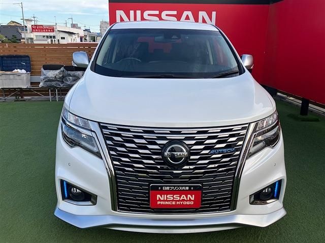 NISSAN ELGRAND  4WD 2020