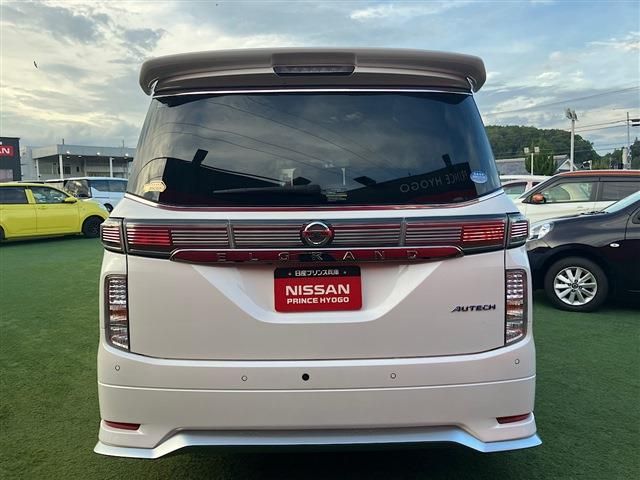 NISSAN ELGRAND  4WD 2020