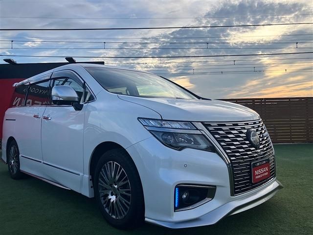 NISSAN ELGRAND  4WD 2020