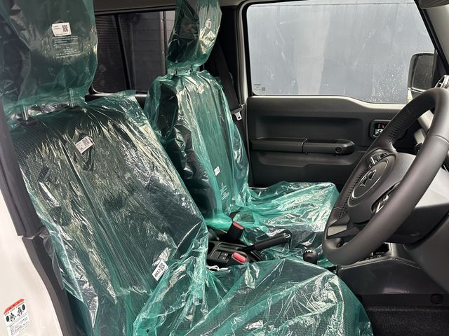 SUZUKI JIMNY NOMADE 2025