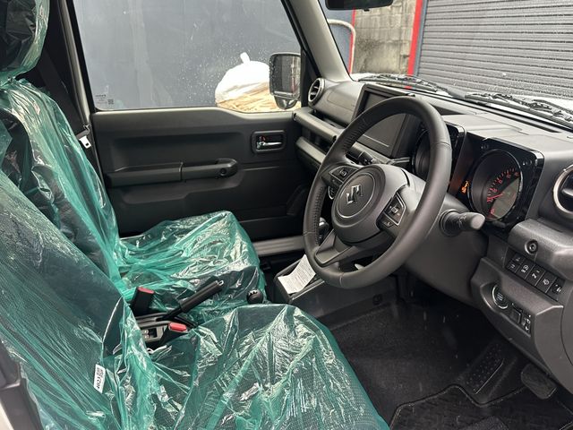 SUZUKI JIMNY NOMADE 2025