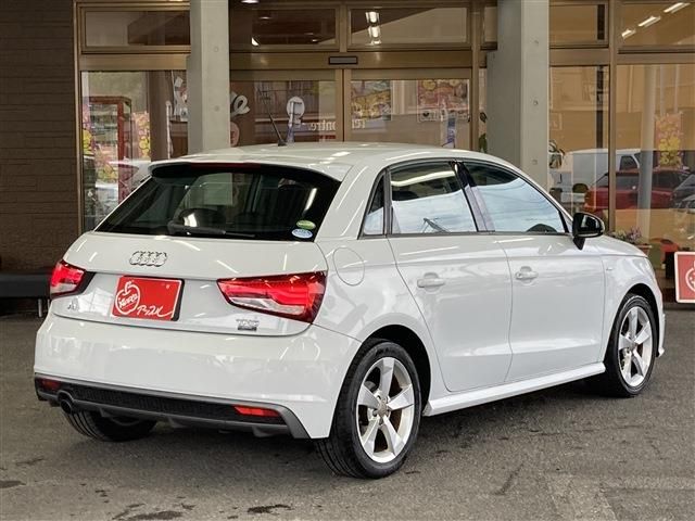 AUDI AUDI A1 SPORTBACK 2015