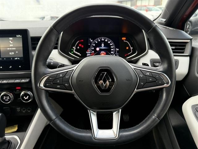 RENAULT RENAULT LUTECIA 2021