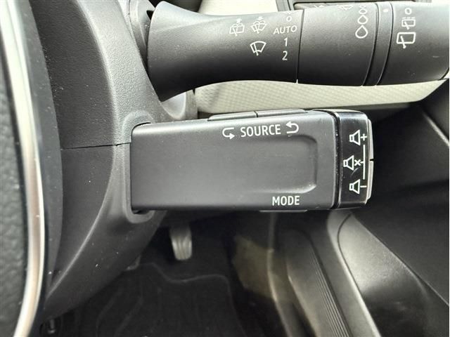 RENAULT RENAULT LUTECIA 2021