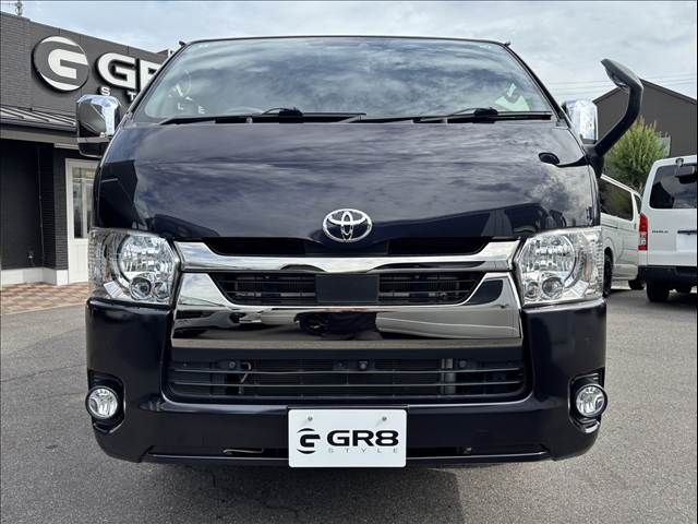 TOYOTA HIACE van 4WD 2022