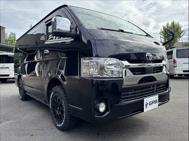 TOYOTA HIACE van 4WD 2022