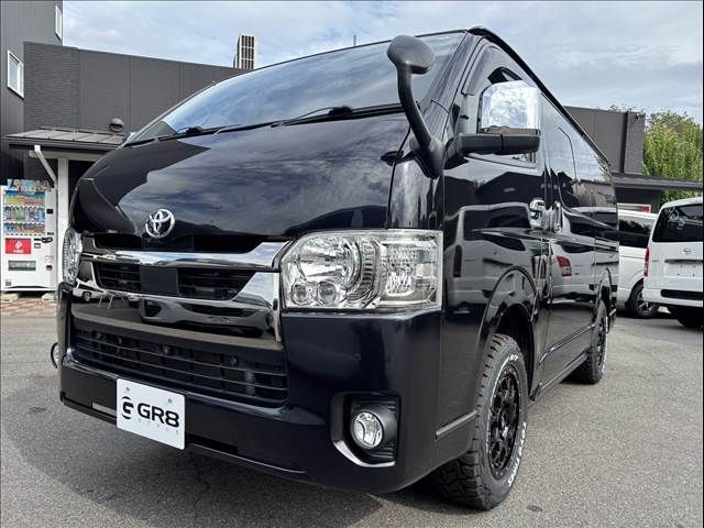 TOYOTA HIACE van 4WD 2022