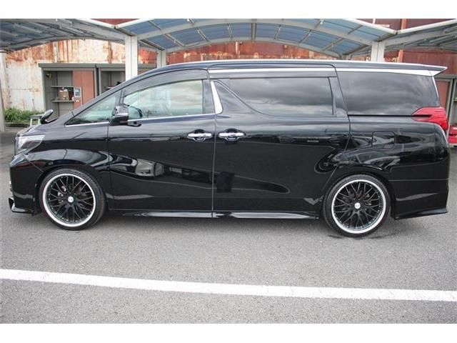 TOYOTA ALPHARD 2017