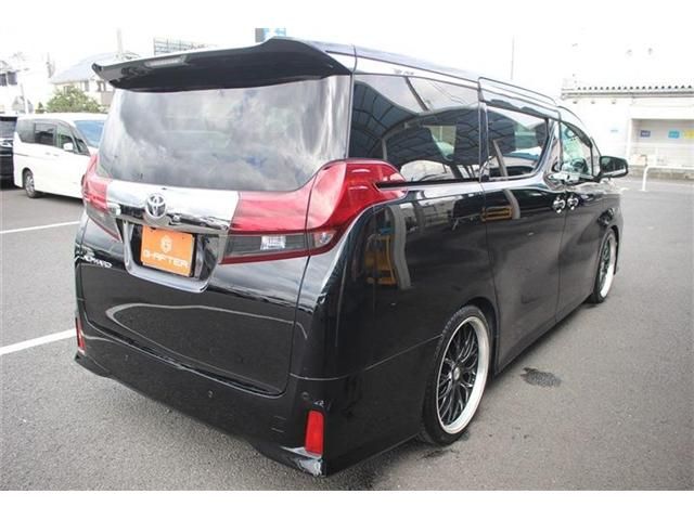 TOYOTA ALPHARD 2017