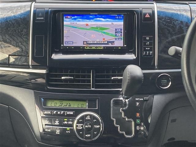 TOYOTA ESTIMA  4WD 2013