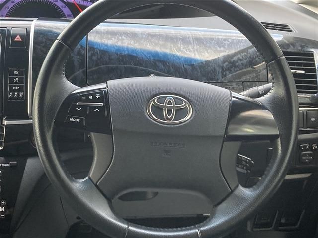 TOYOTA ESTIMA  4WD 2013