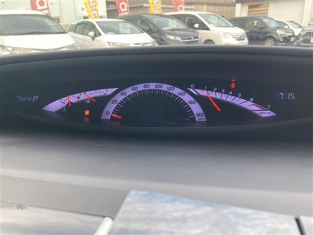 TOYOTA ESTIMA  4WD 2013