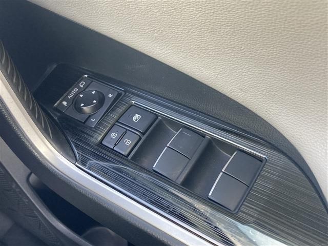 TOYOTA RAV4 4WD 2019