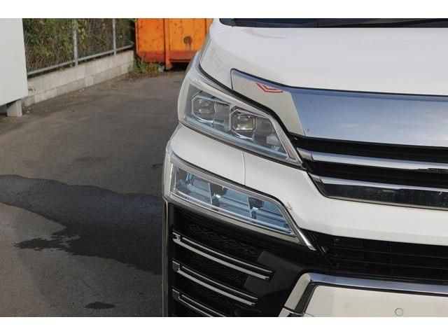 TOYOTA VELLFIRE 2019
