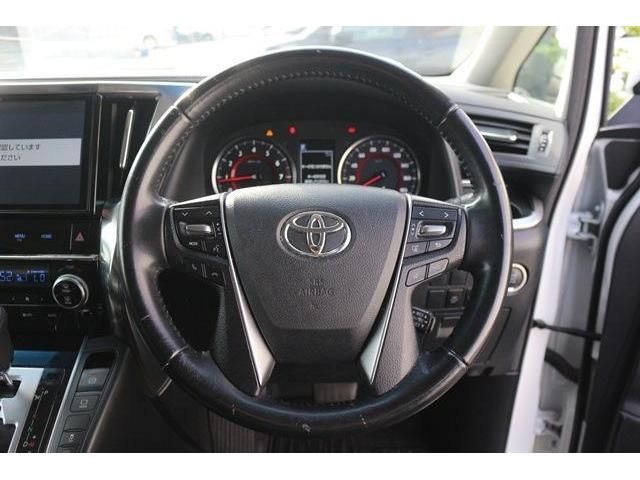 TOYOTA VELLFIRE 2019