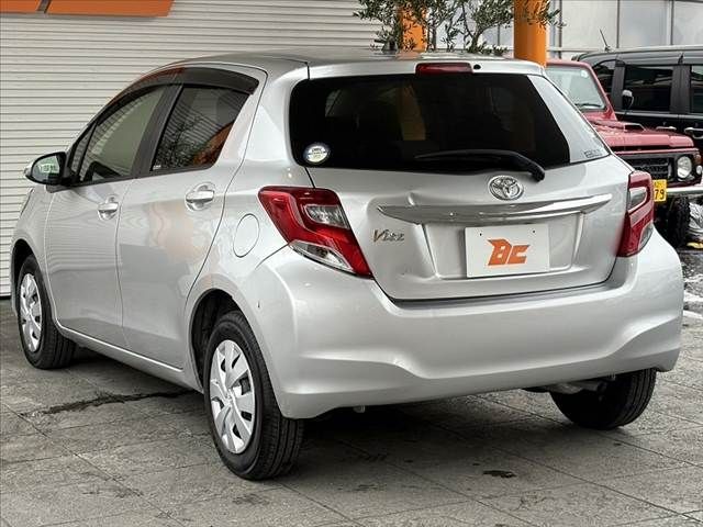 TOYOTA VITZ 2014
