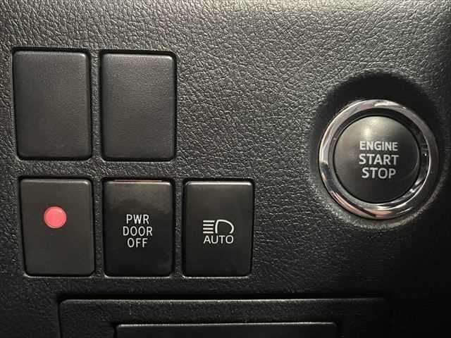 TOYOTA VELLFIRE 2020