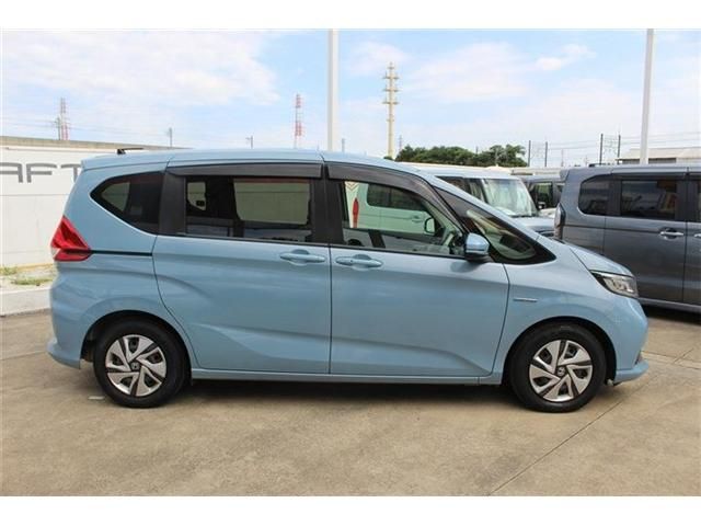 HONDA FREED plus HYBRID 2019