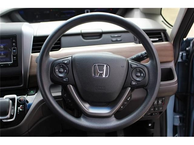 HONDA FREED plus HYBRID 2019