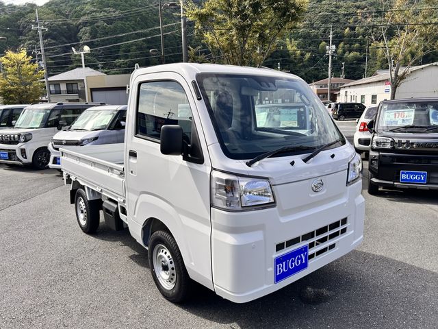 DAIHATSU HIJET truck 2025