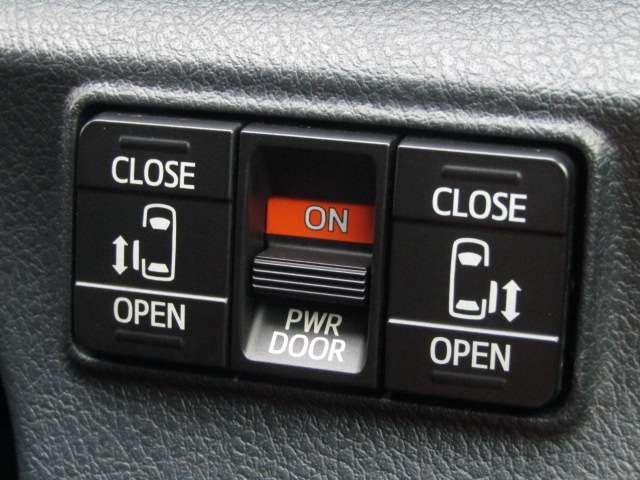 TOYOTA SIENTA HYBRID 2019