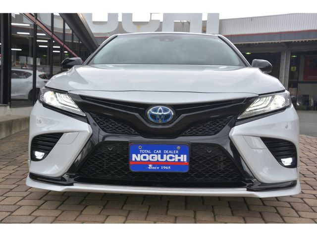 TOYOTA CAMRY HYBRID 2019