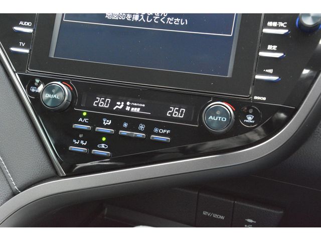 TOYOTA CAMRY HYBRID 2019