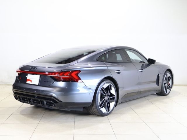 AUDI AUDI RS e-tron GT 2022