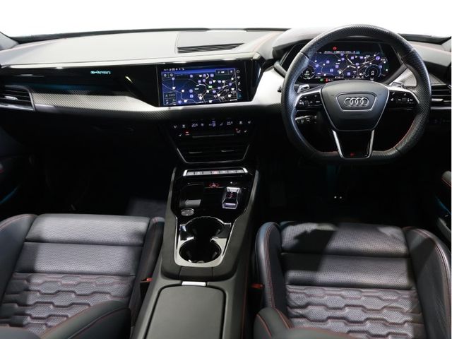 AUDI AUDI RS e-tron GT 2022