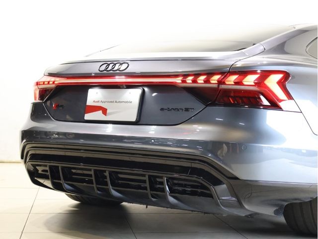 AUDI AUDI RS e-tron GT 2022