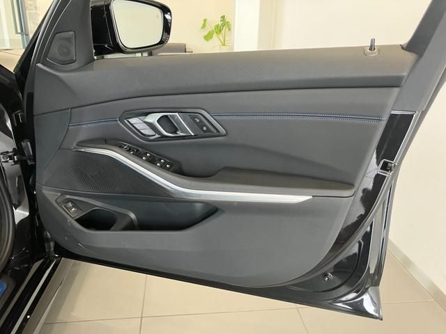 BMW BMW 3series TOURING 2025