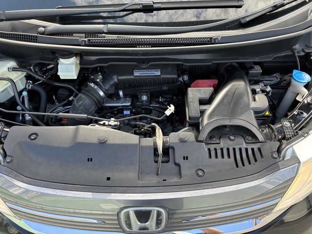 HONDA STEPWAGON 2017