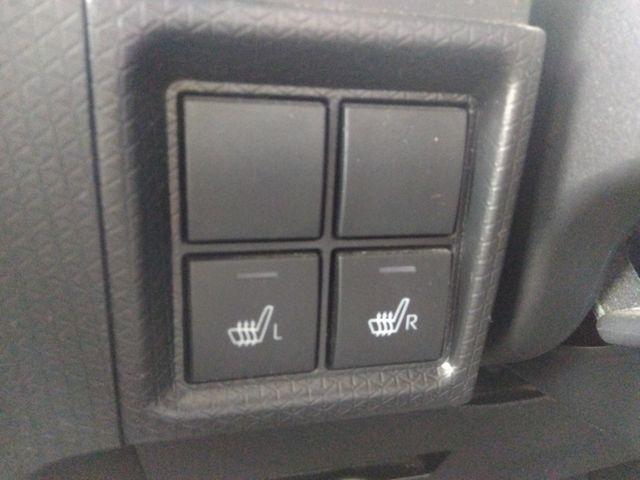 DAIHATSU TANTO 4WD 2020