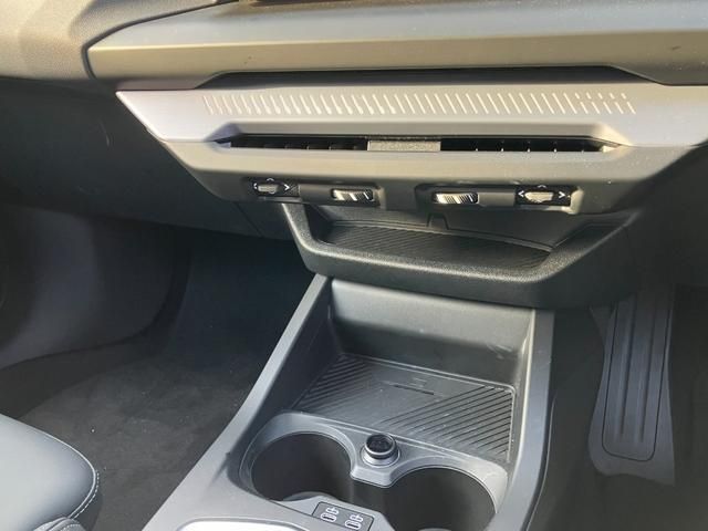 BMW BMW 1series 2025