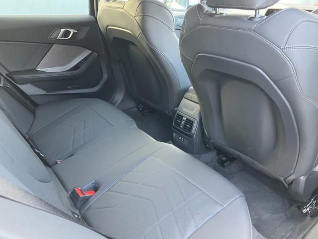 BMW BMW 1series 2025