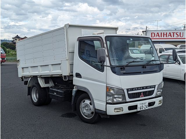 MITSUBISHI CANTER 2004